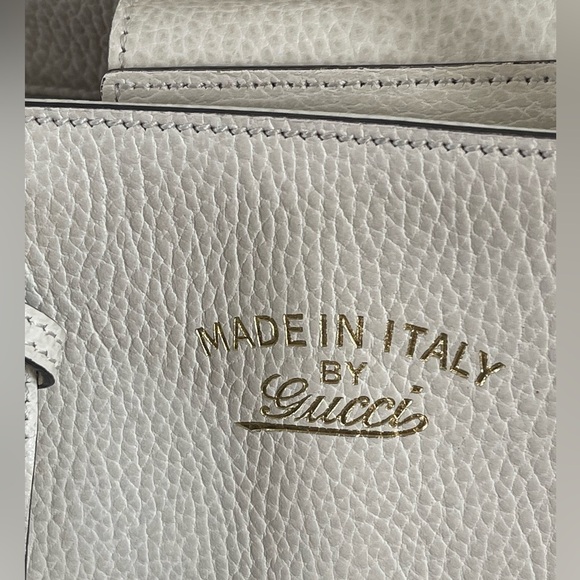 COAπβοΈGUCCI MED. SWING TOTEβοΈπW/GUCCI DustbagβοΈπSTUNNING bagβοΈCOA - Picture 4 of 16